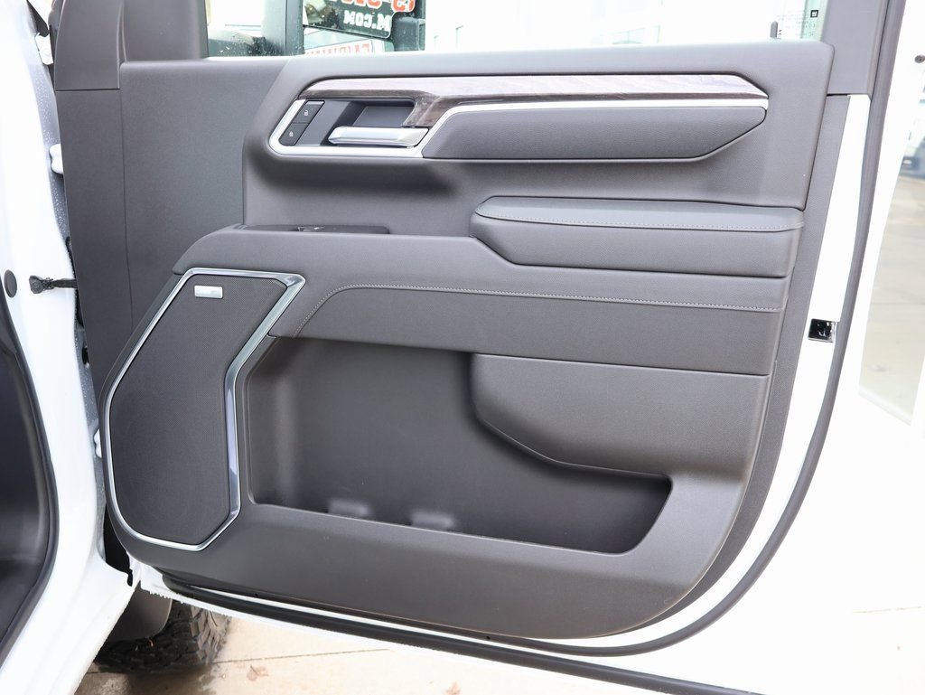 New 2026 Chevrolet Silverado 2500 LTZ w/ LTZ Plus Package image 44