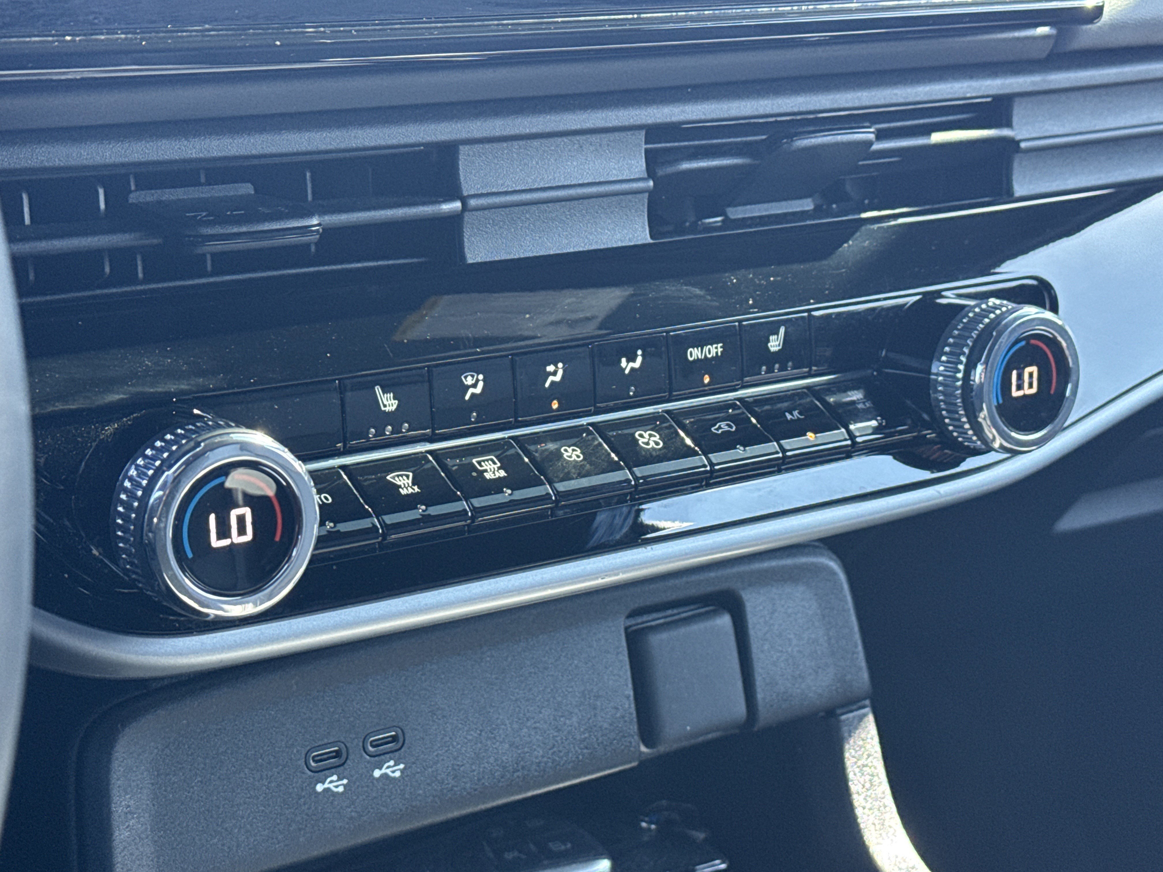 Certified 2024 Honda Prologue Touring image 13