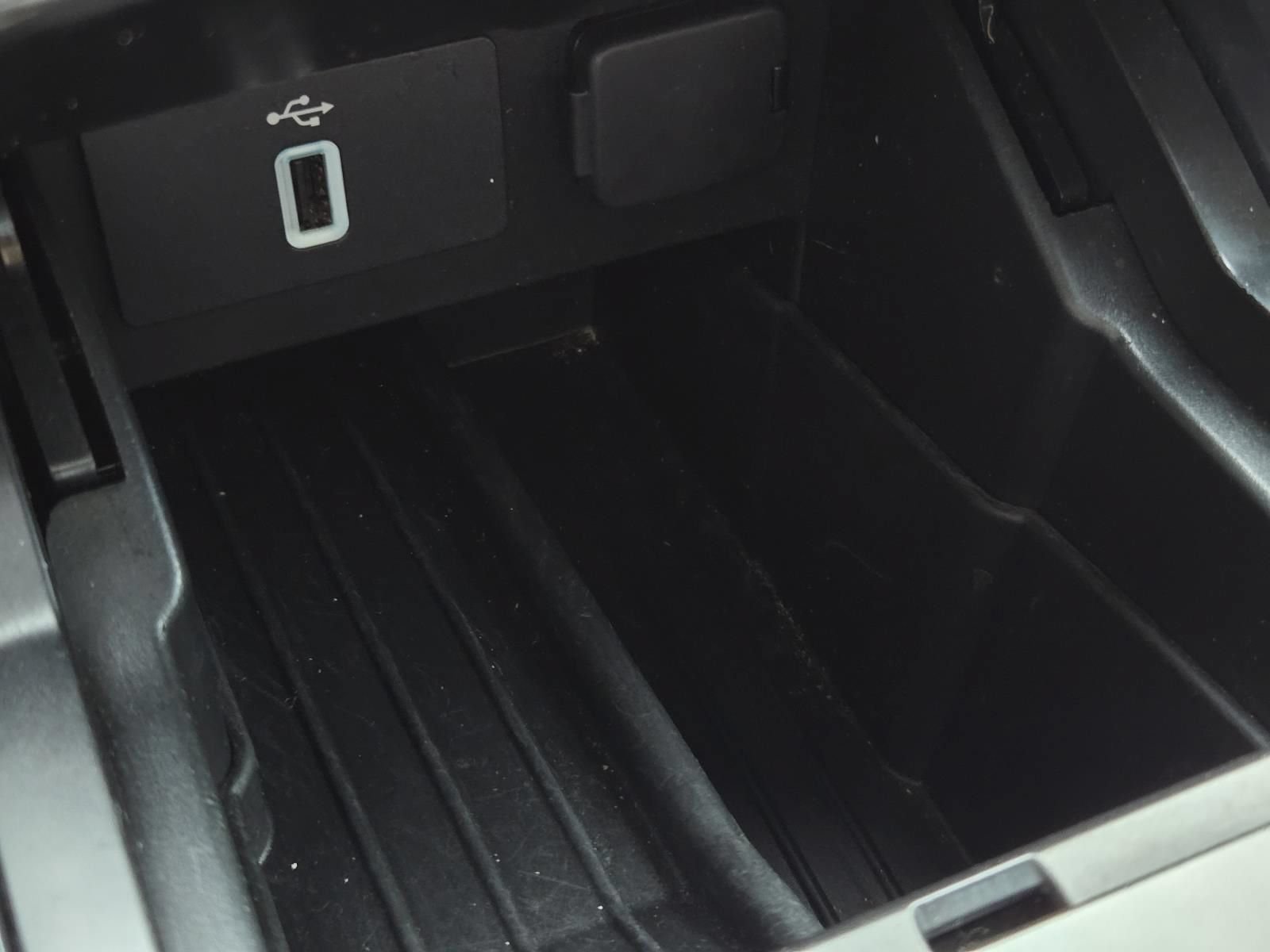 Used 2018 Ford Explorer Sport w/ Equipment Group 401A AWD/4WD image 31
