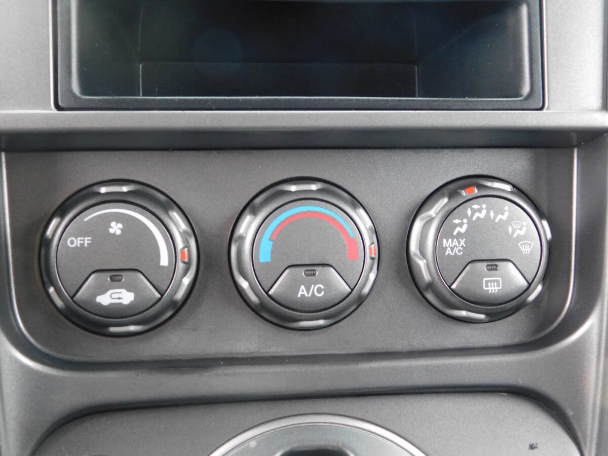 Used 2005 Honda Element LX image 12