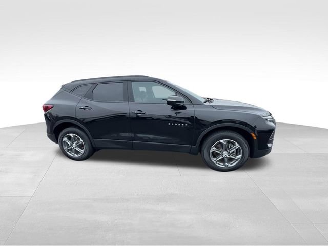 Certified 2023 Chevrolet Blazer LT FWD image 11