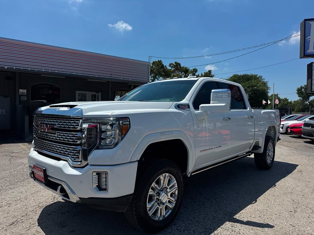Used 2022 GMC Sierra 2500 Denali w/ Denali Ultimate Package AWD/4WD image 2