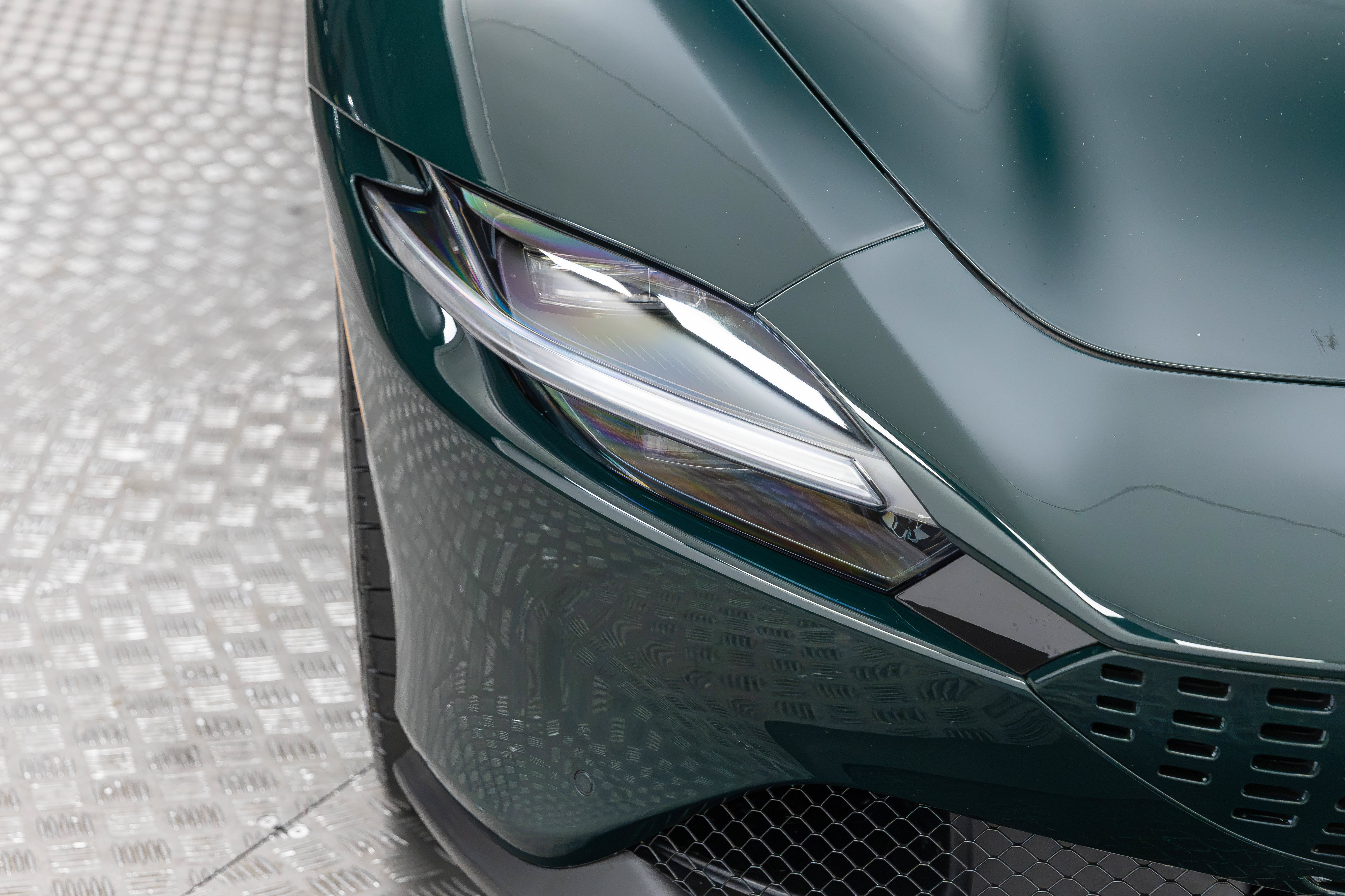 Certified 2025 Ferrari Roma Spider RWD image 59