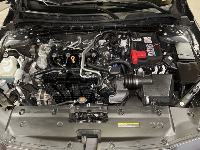 Used 2024 Nissan Altima 2.5 SR image 18
