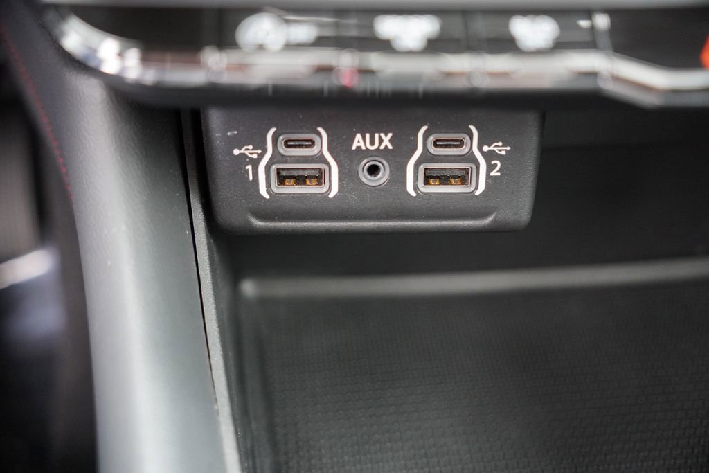 Certified 2024 Dodge Durango GT image 34