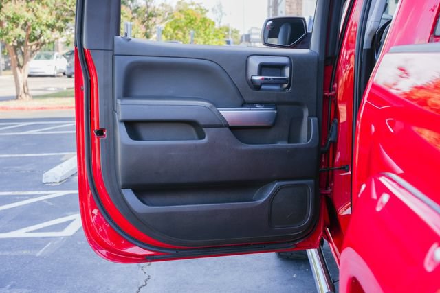 Used 2018 Chevrolet Silverado 1500 LT AWD/4WD image 38