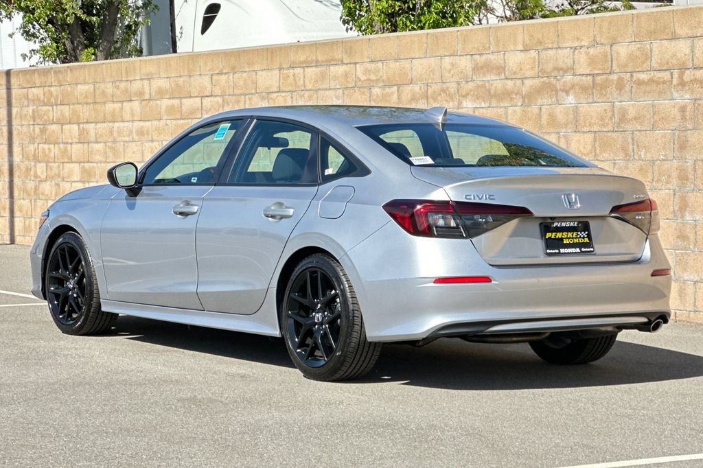 Used 2025 Honda Civic Sport image 6