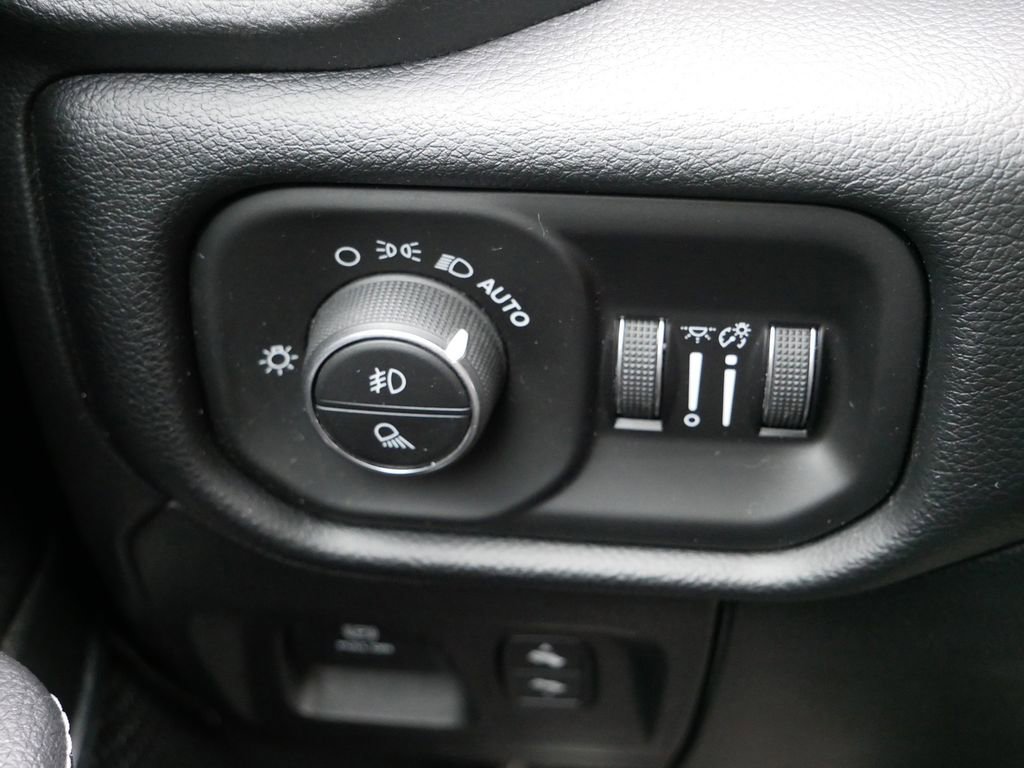 Used 2021 RAM 1500 Laramie image 23