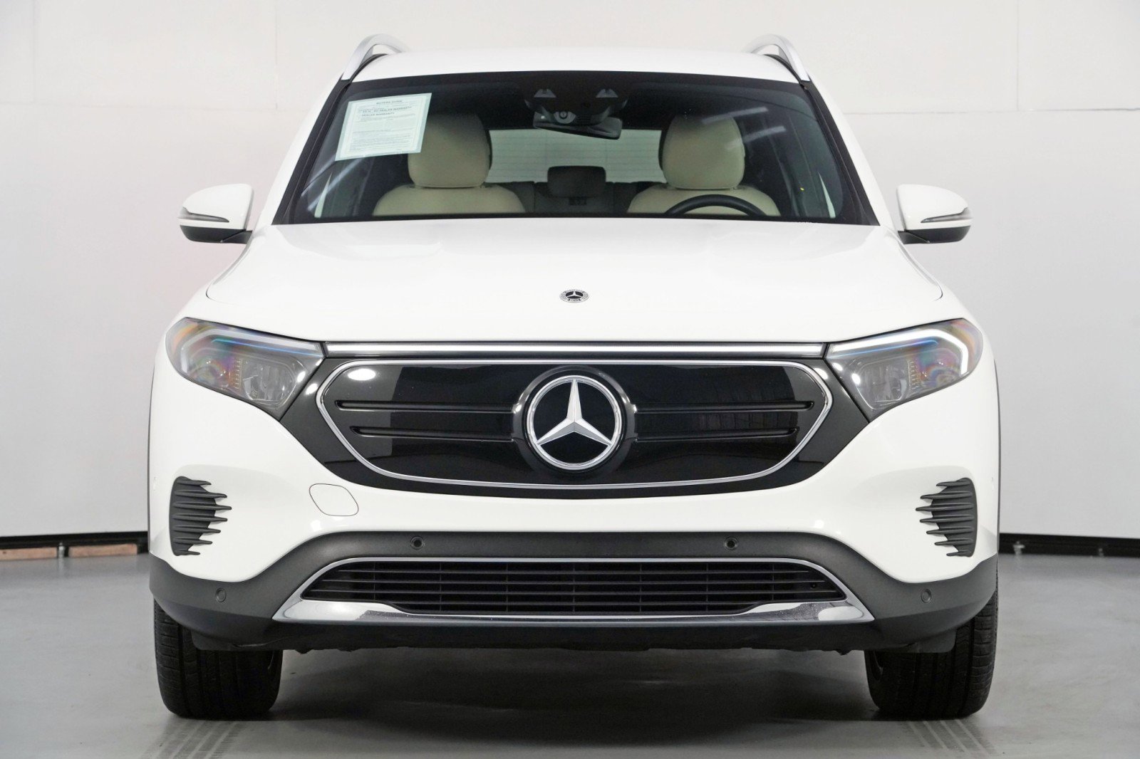 Used 2023 Mercedes-Benz EQB 250+ EQB 250+ w/ Exclusive Package image 6