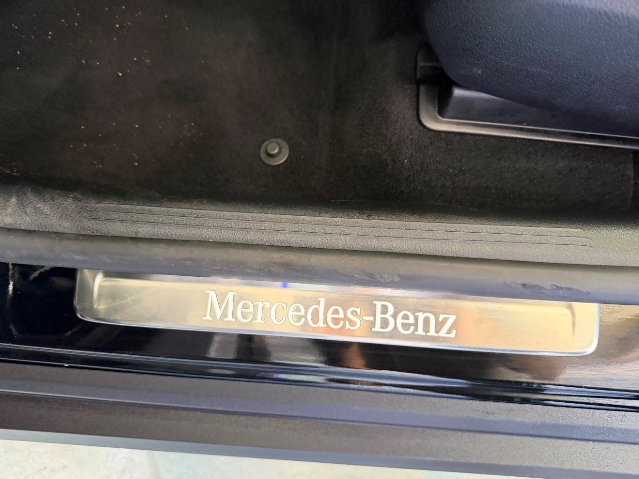 Used 2024 Mercedes-Benz GLC 300 4MATIC image 16