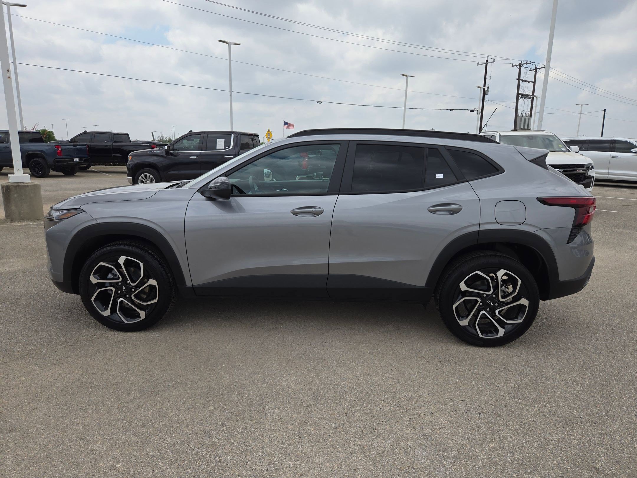 Used 2026 Chevrolet Trax RS w/ Driver Confidence Package image 6