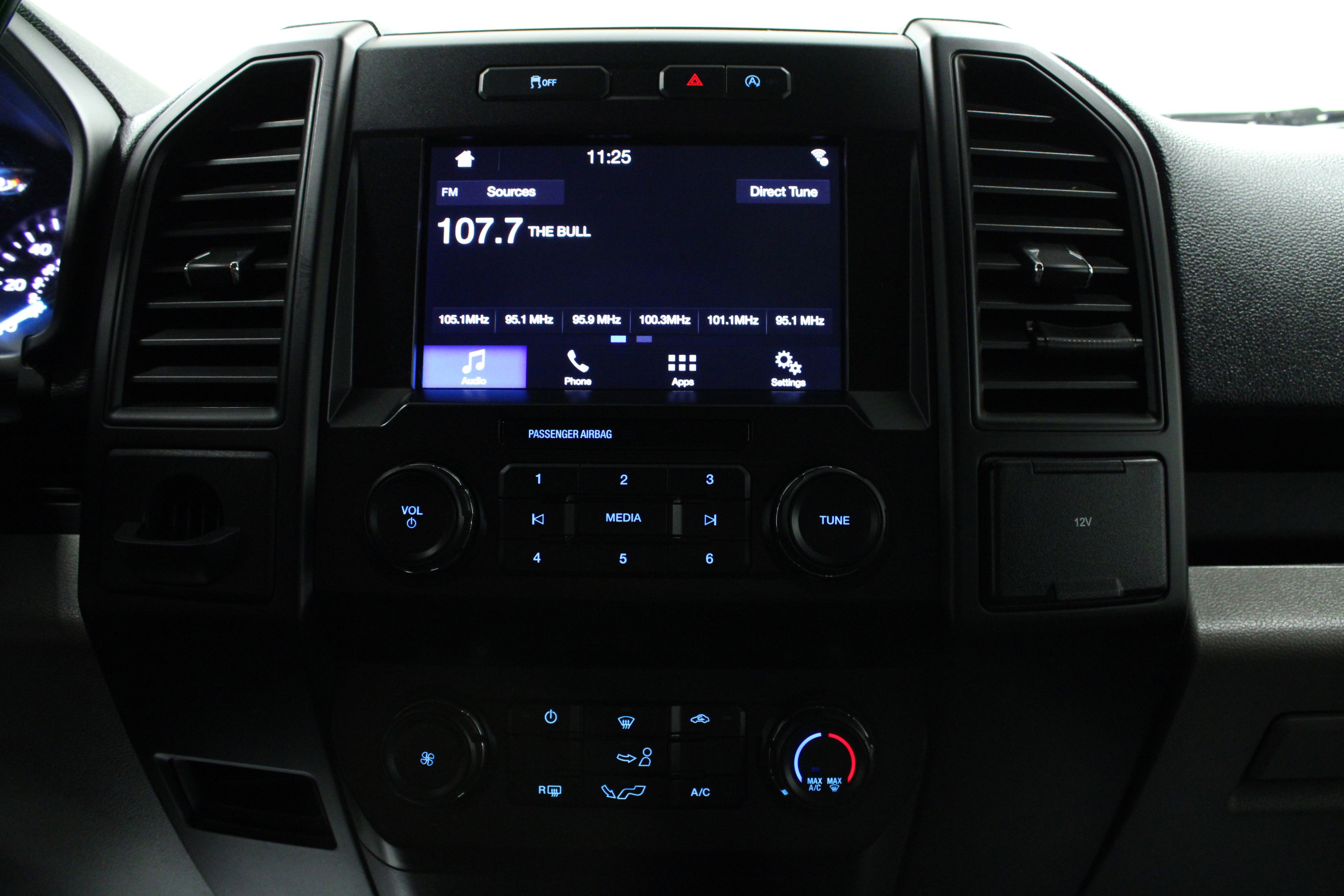 Used 2019 Ford F150 XL image 22