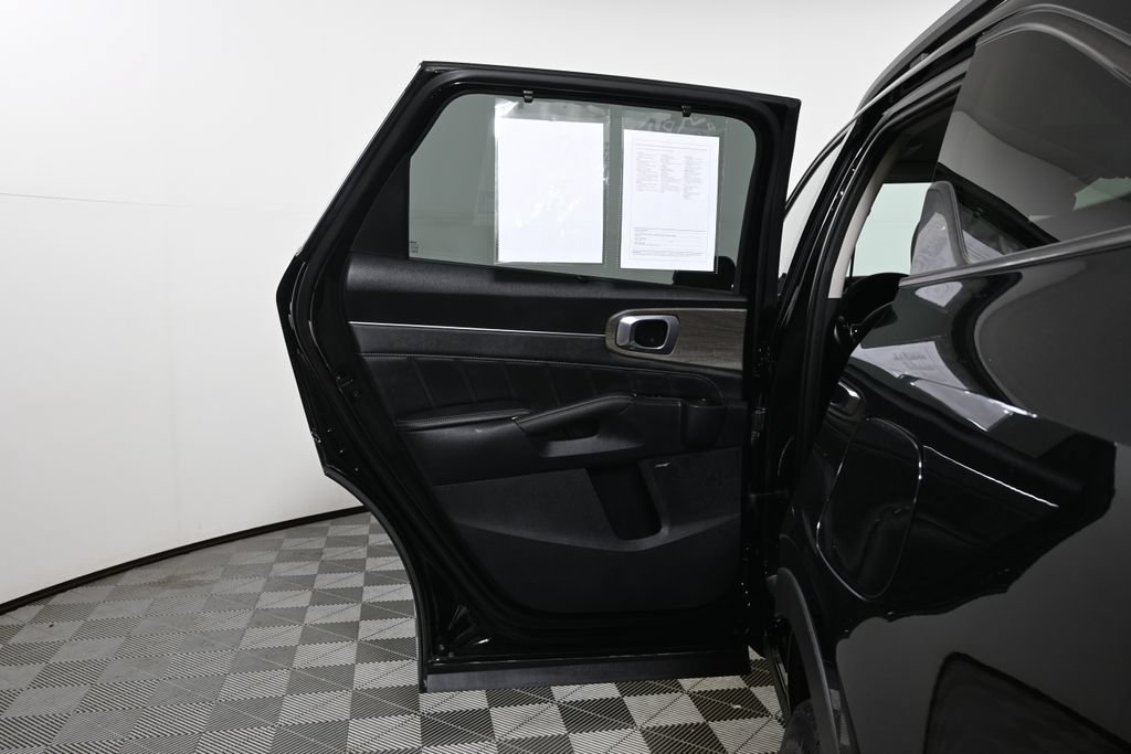 Used 2023 Kia Sorento SX Prestige AWD/4WD image 34