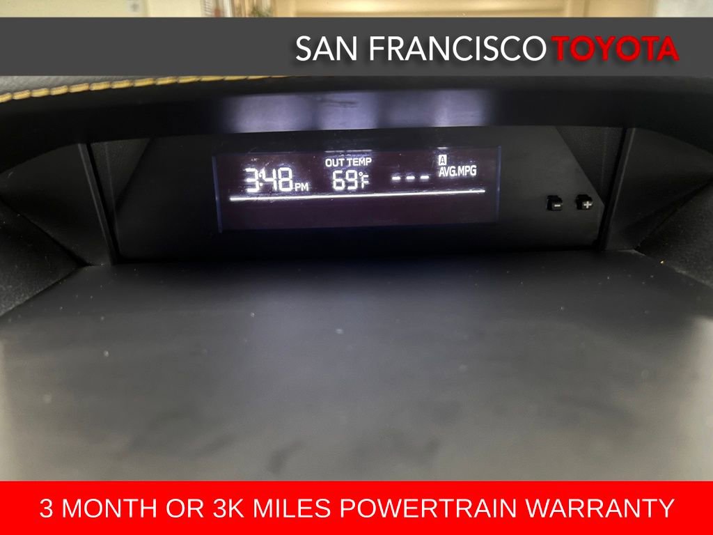 Used 2021 Subaru Crosstrek 2.5i Sport w/ Moonroof Package image 30