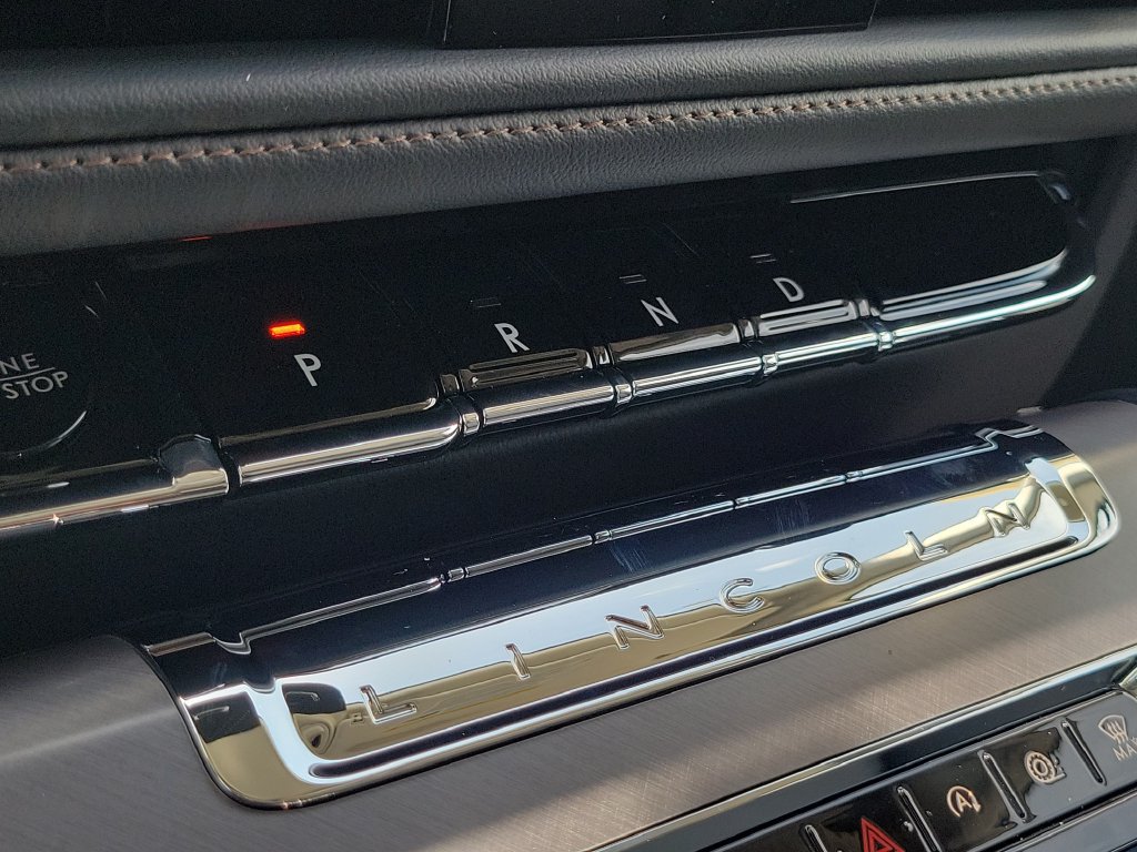 New 2026 Lincoln Aviator 2WD image 30