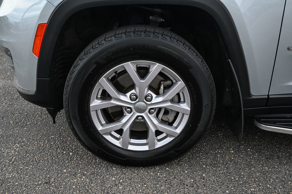 Used 2021 Jeep Grand Cherokee L Limited image 12