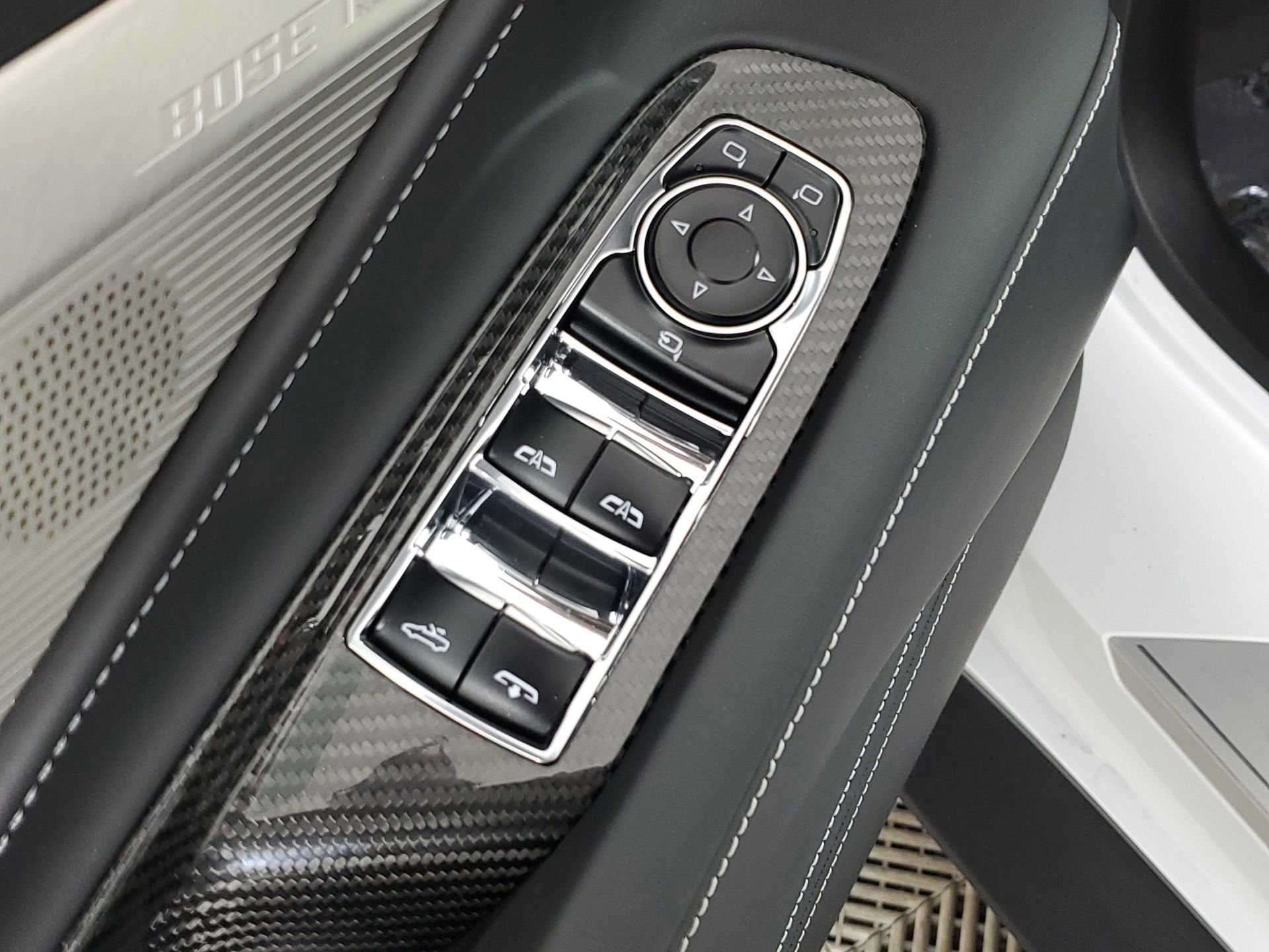 Used 2023 Chevrolet Corvette Stingray Premium Conv w/ Z51 Performance Package image 19