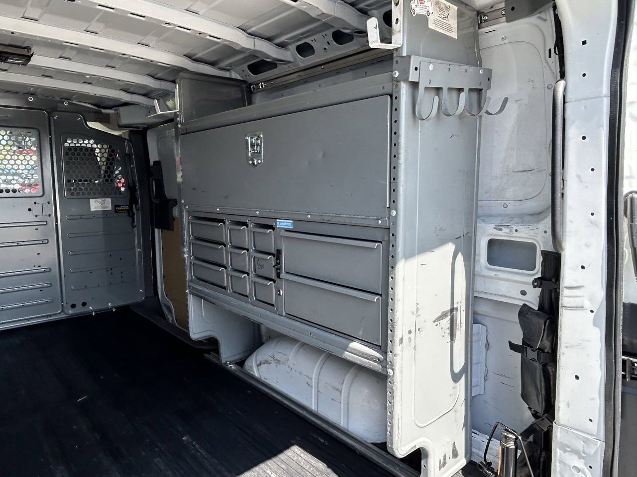 Used 2021 Nissan NV 2500 S image 14