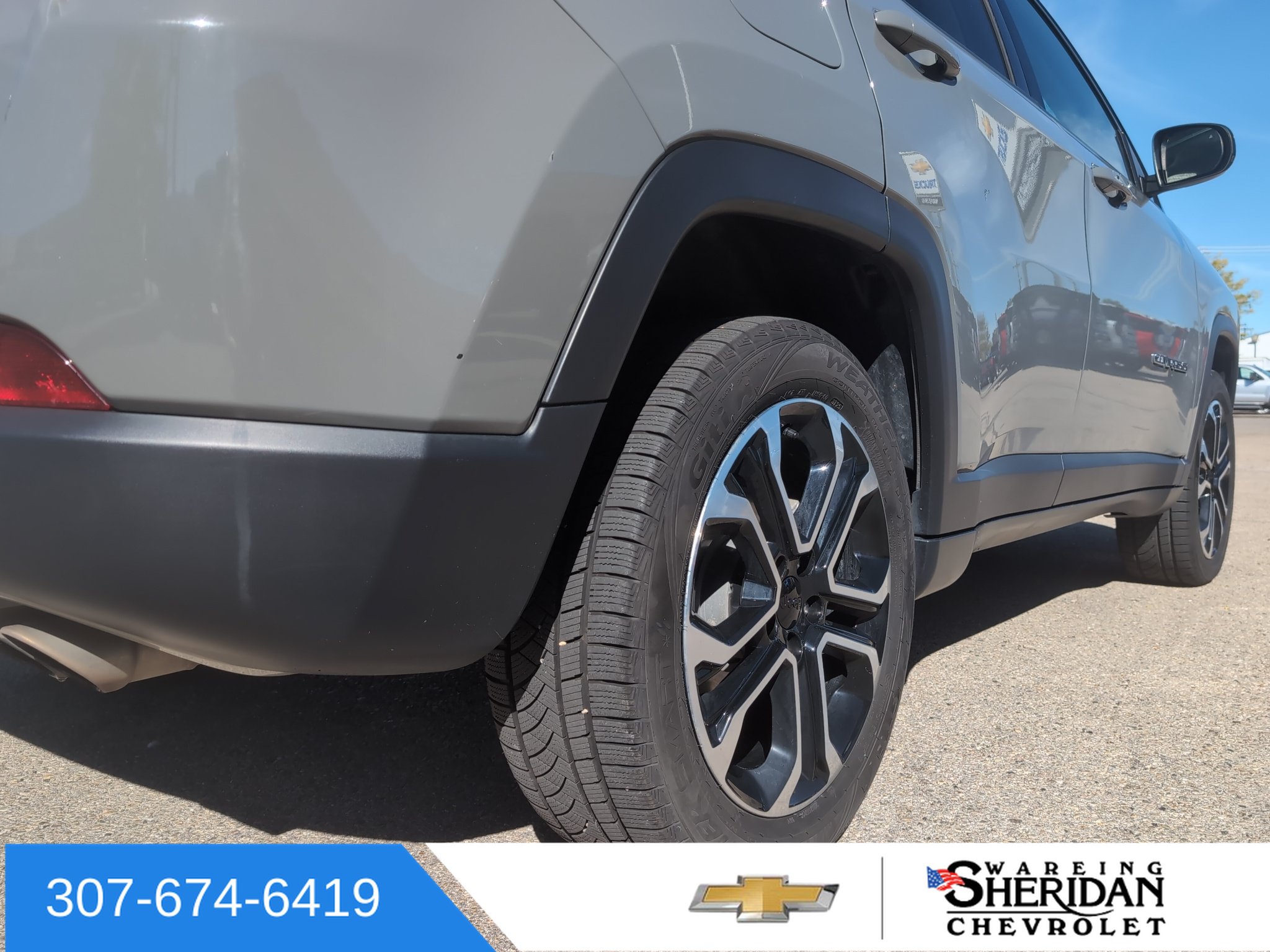 Used 2022 Jeep Compass Limited AWD/4WD image 7