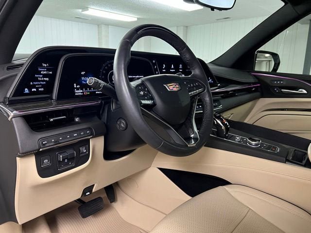 Certified 2024 Cadillac Escalade Premium Luxury w/ Performance Package AWD/4WD image 14