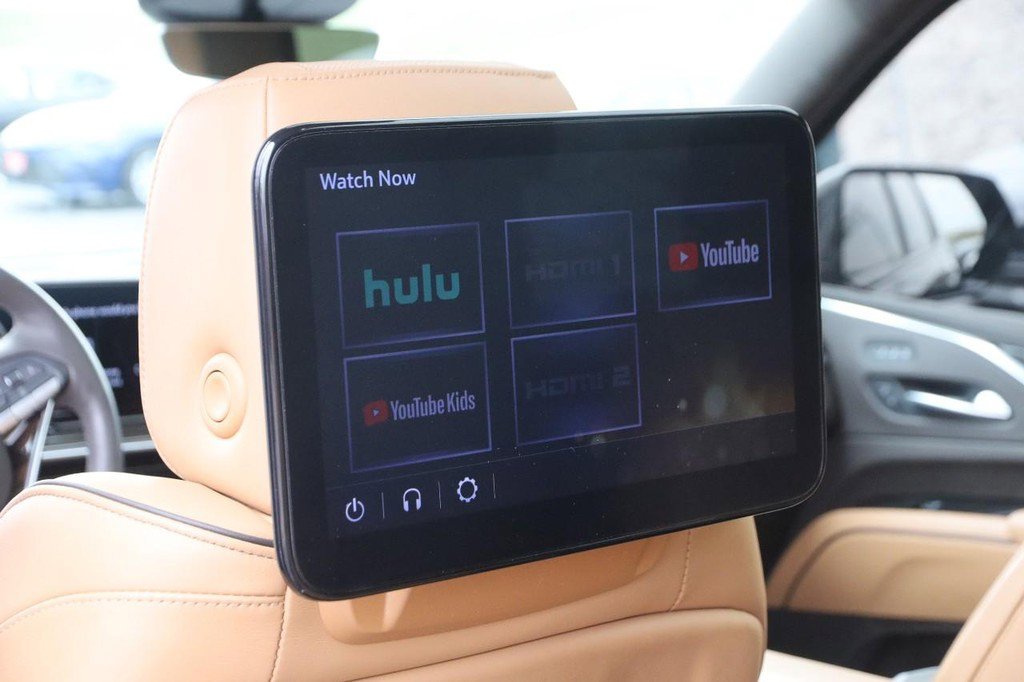 Used 2023 Cadillac Escalade Sport w/ Touring Package image 13