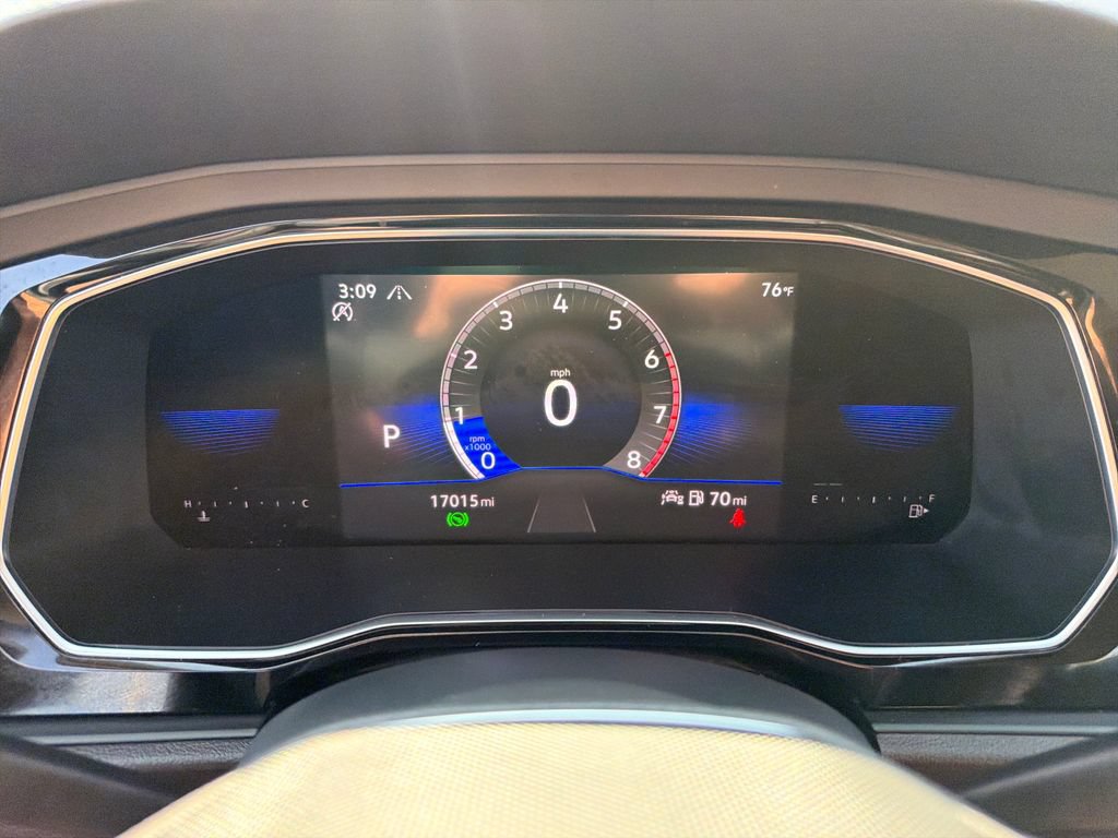 Certified 2023 Volkswagen Jetta SE FWD image 14