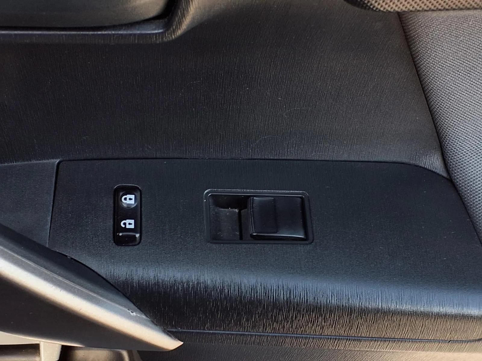 Used 2013 Scion tC FWD image 22