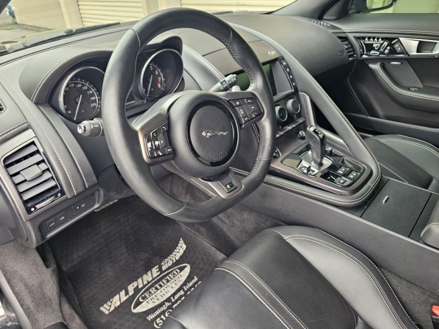 Used 2016 Jaguar F-TYPE R AWD/4WD image 15