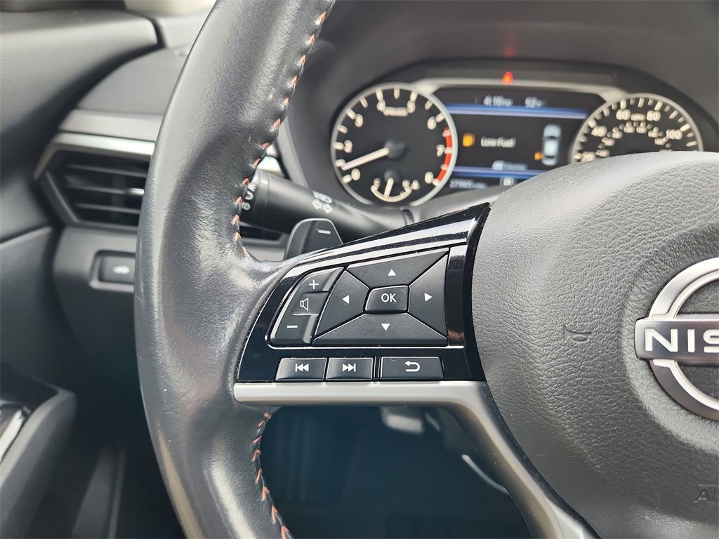 Used 2023 Nissan Altima 2.5 SR image 13