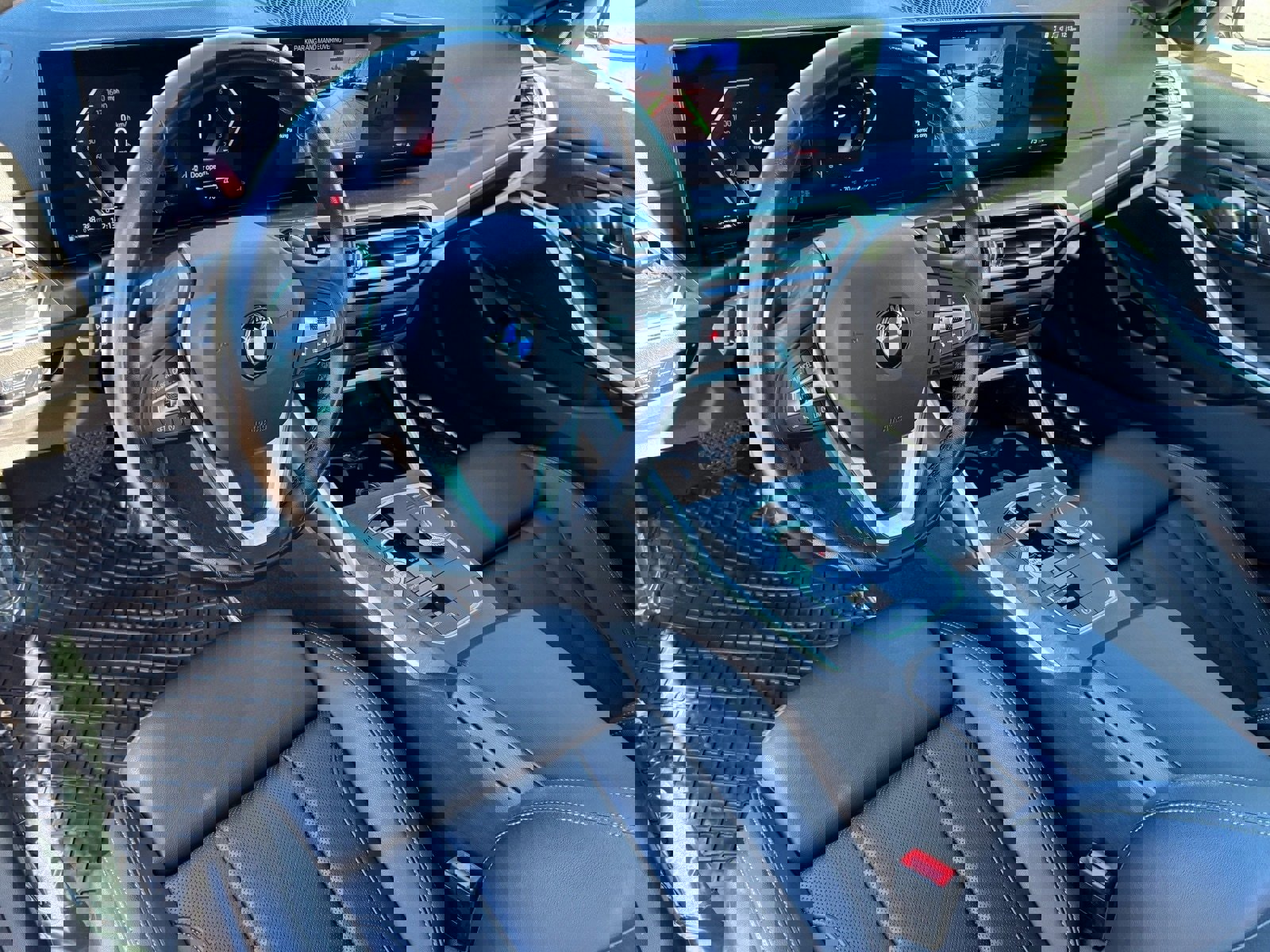 Used 2024 BMW 330i Sedan image 18