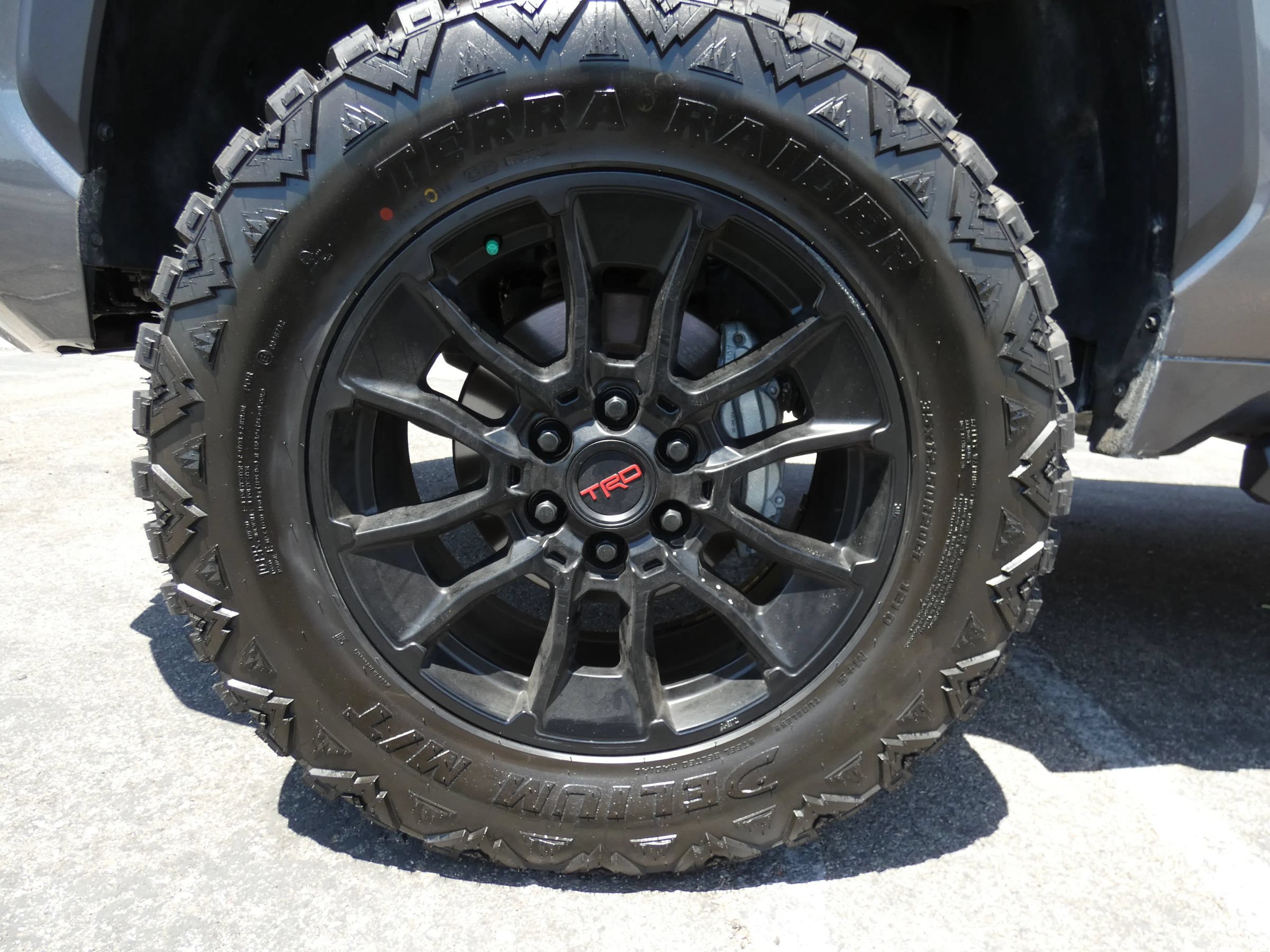 Used 2024 Toyota Tundra Limited w/ TRD Off-Road Package AWD/4WD image 94