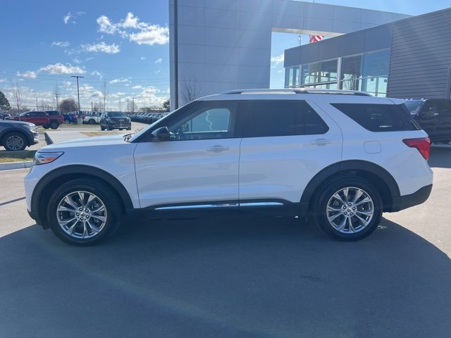 Used 2024 Ford Explorer Limited image 8