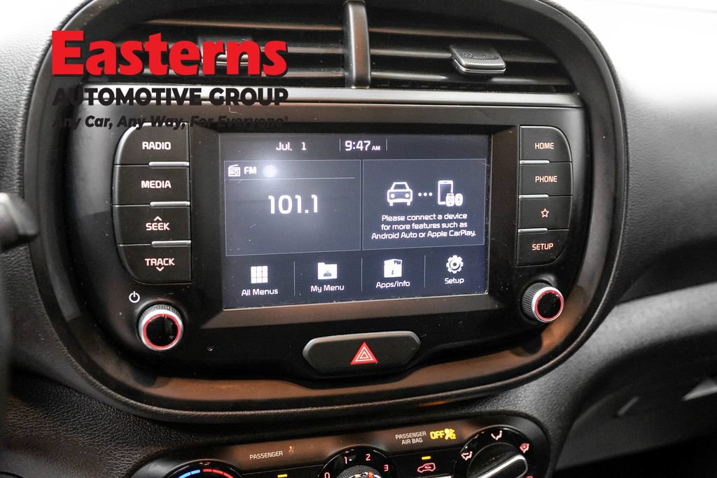 Used 2020 Kia Soul S FWD image 18