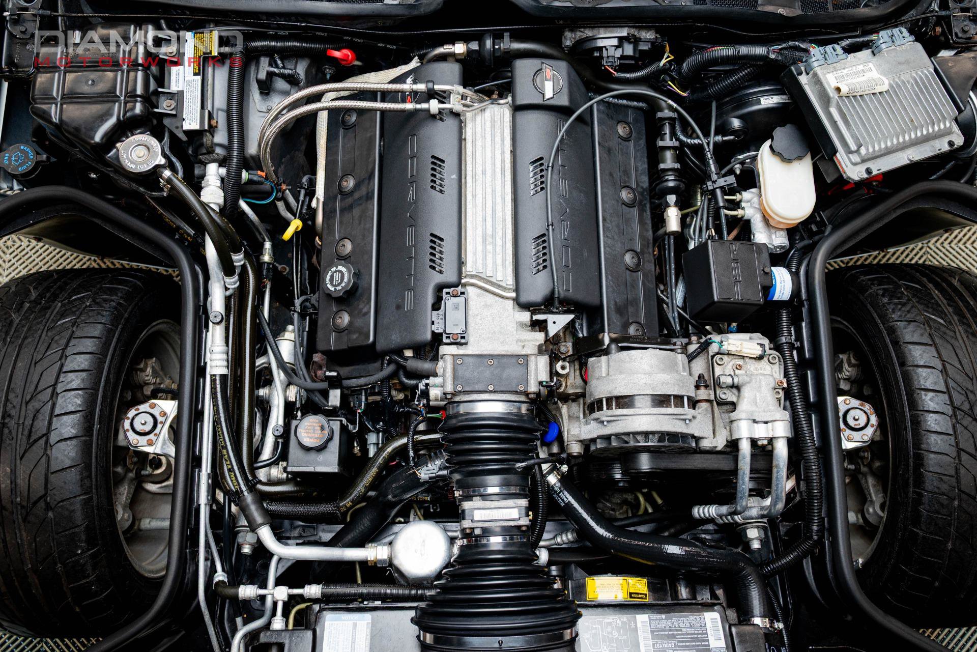 Used 1995 Chevrolet Corvette Coupe RWD image 19