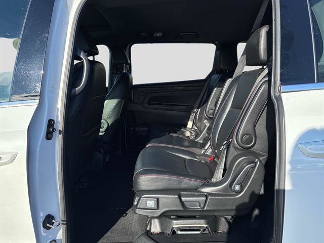 Used 2023 Honda Odyssey Sport image 17