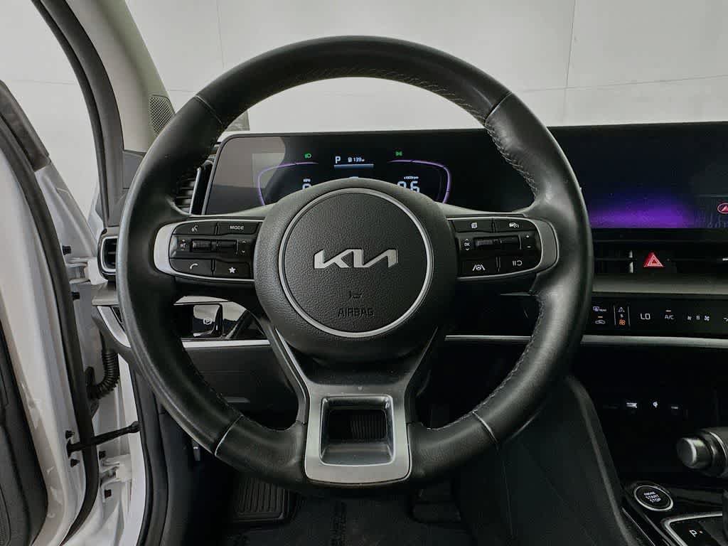 Used 2024 Kia Sportage EX FWD image 16