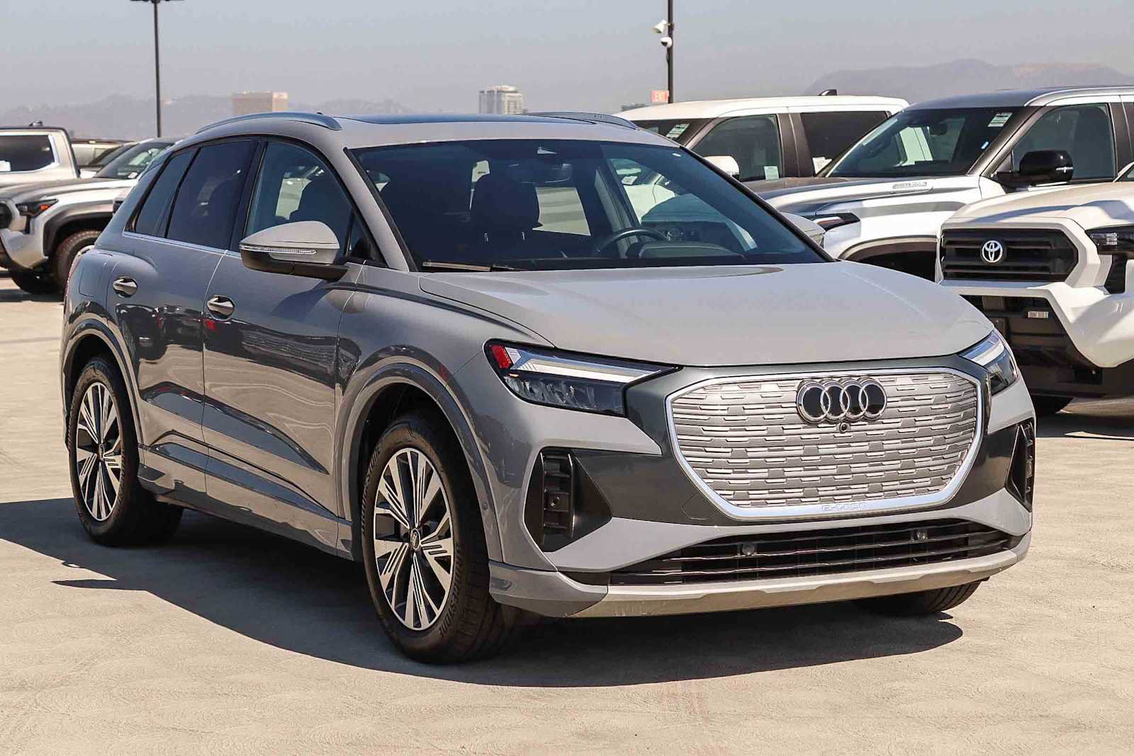 Used 2023 Audi Q4 e-tron Premium w/ Premium Plus RWD image 3