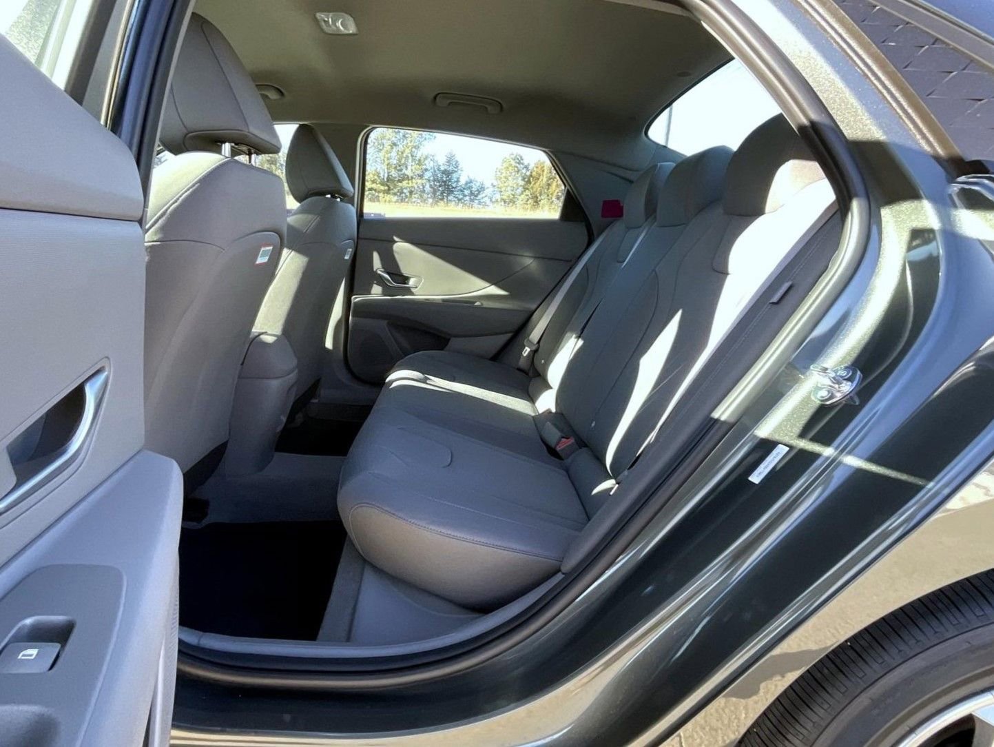 New 2026 Hyundai Elantra SE w/ Cargo Package image 11