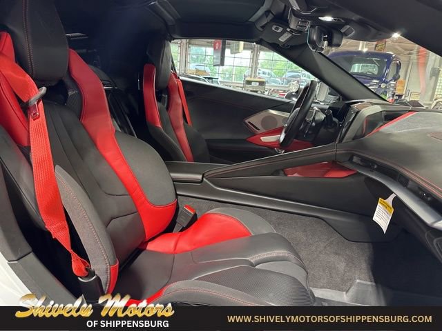 Used 2026 Chevrolet Corvette Stingray Preferred Cpe w/ 2LT RWD image 31