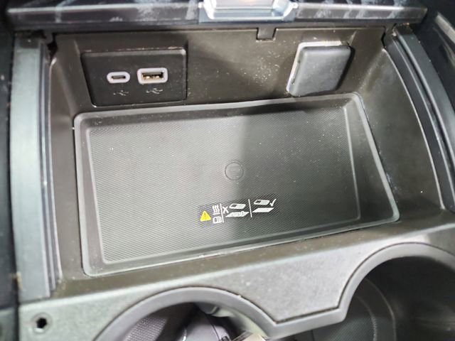 Used 2023 GMC Yukon Denali image 33