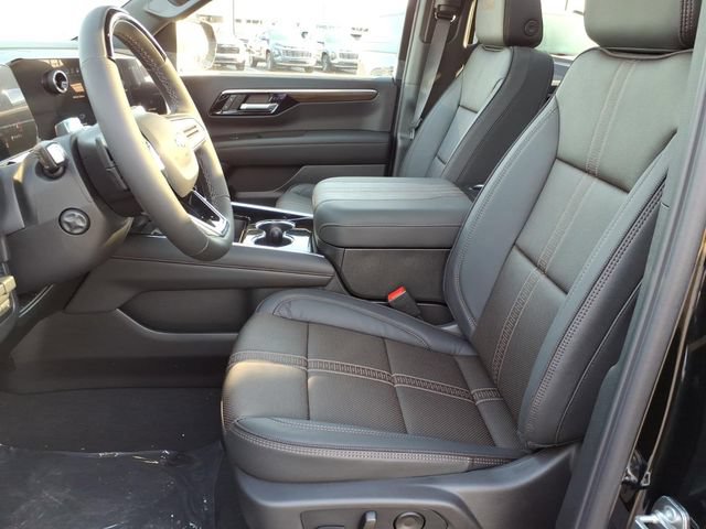 New 2026 Chevrolet Suburban High Country AWD/4WD image 6