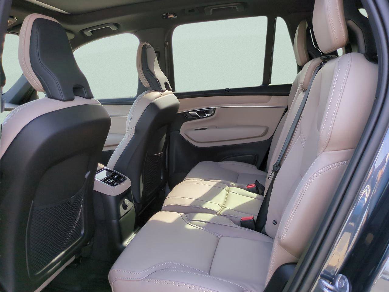 New 2026 Volvo XC90 T8 Ultra image 12
