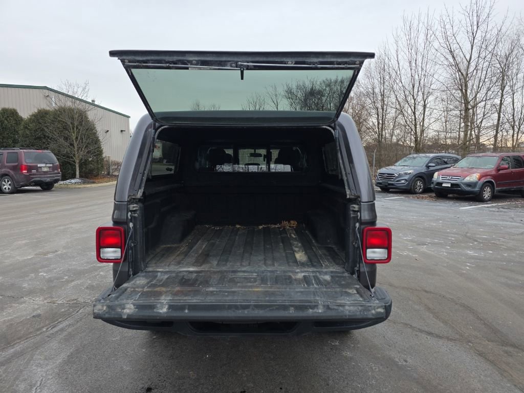 Used 2020 Jeep Gladiator Sport image 31