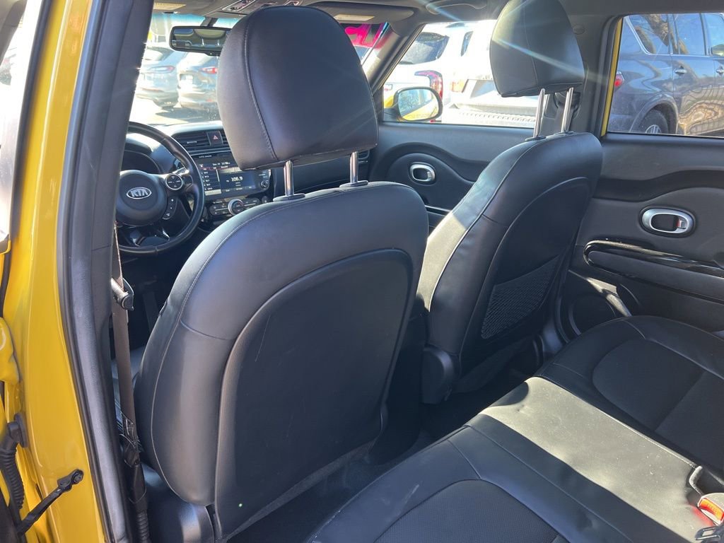 Used 2015 Kia Soul ! w/ Sun & Sound Package image 10