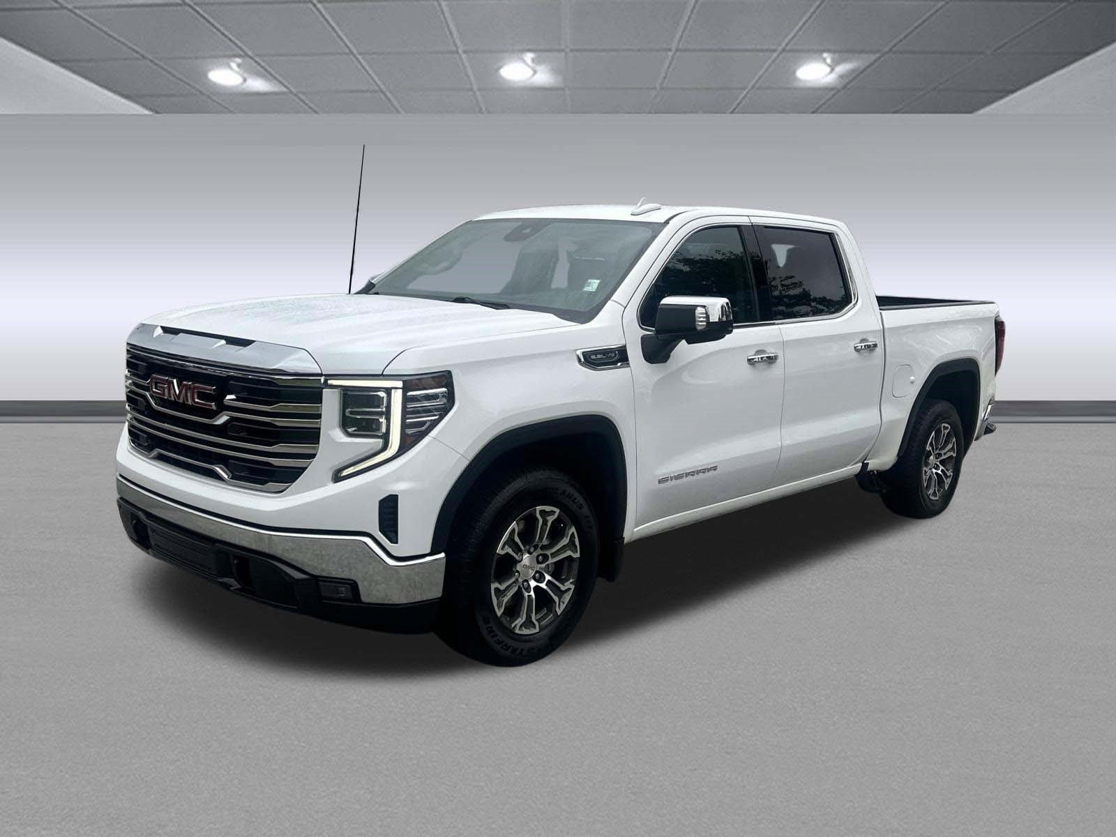 Used 2024 GMC Sierra 1500 SLT RWD image 7