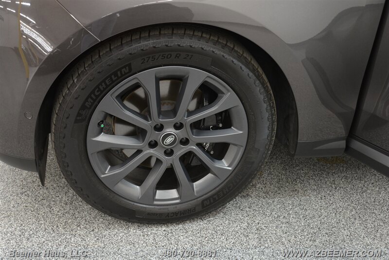 Used 2024 Land Rover Range Rover Sport SE image 46