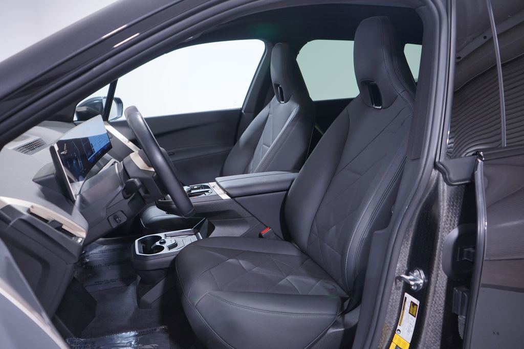 Used 2024 BMW iX xDrive50 image 7