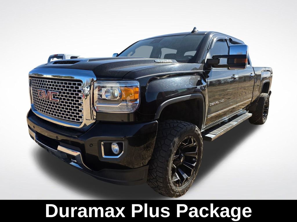 Used 2017 GMC Sierra 2500 Denali w/ Duramax Plus Package image 6