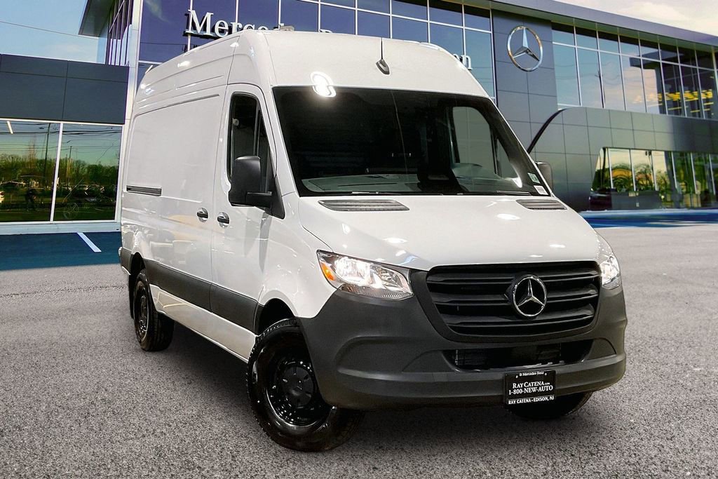 Used 2026 Mercedes-Benz Sprinter 2500 image 1