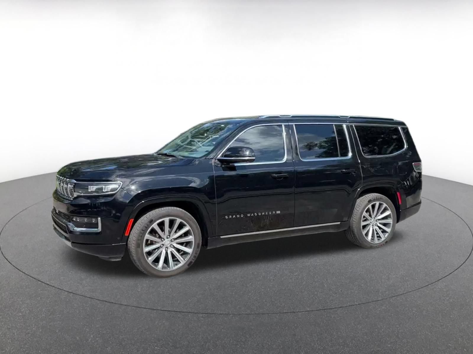 Used 2023 Jeep Grand Wagoneer Series II AWD/4WD image 8